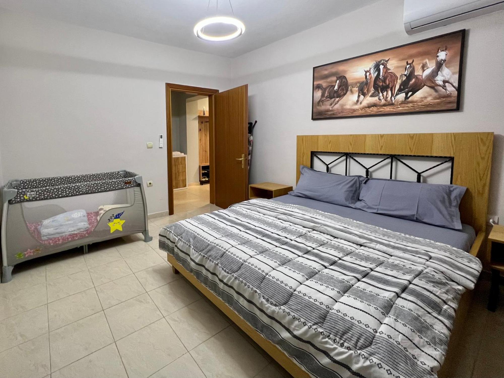 Apartment In Skanderbeg Square - Tirana Center 2 Exteriör bild